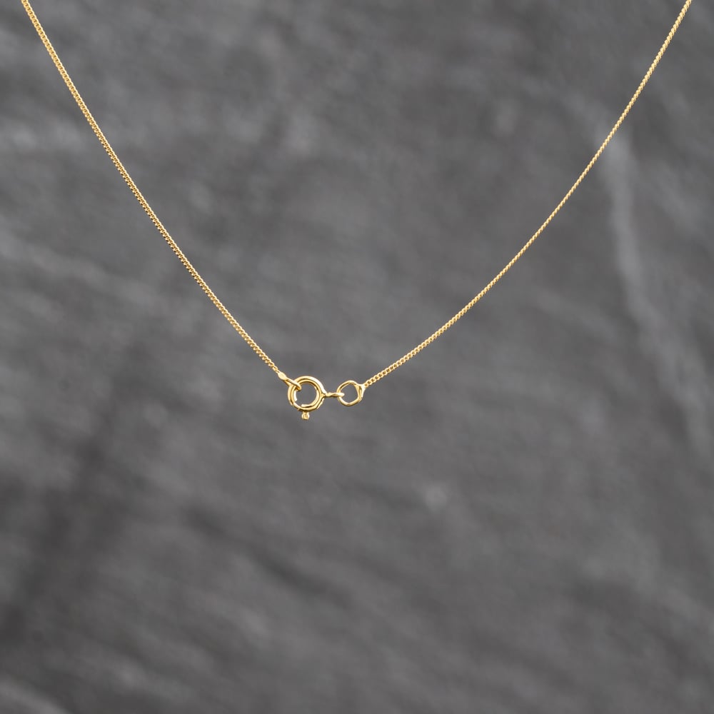 Pre-Owned 9ct Yellow Gold Plain Cross Pendant & 18 Inch Curb Chain 41143658