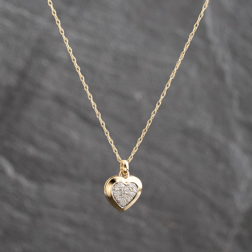 Pre-Owned 9ct Two Colour Gold 0.07ct Diamond Set Heart Pendant &amp; 18 Inch Prince Of Wales Chain 41143668
