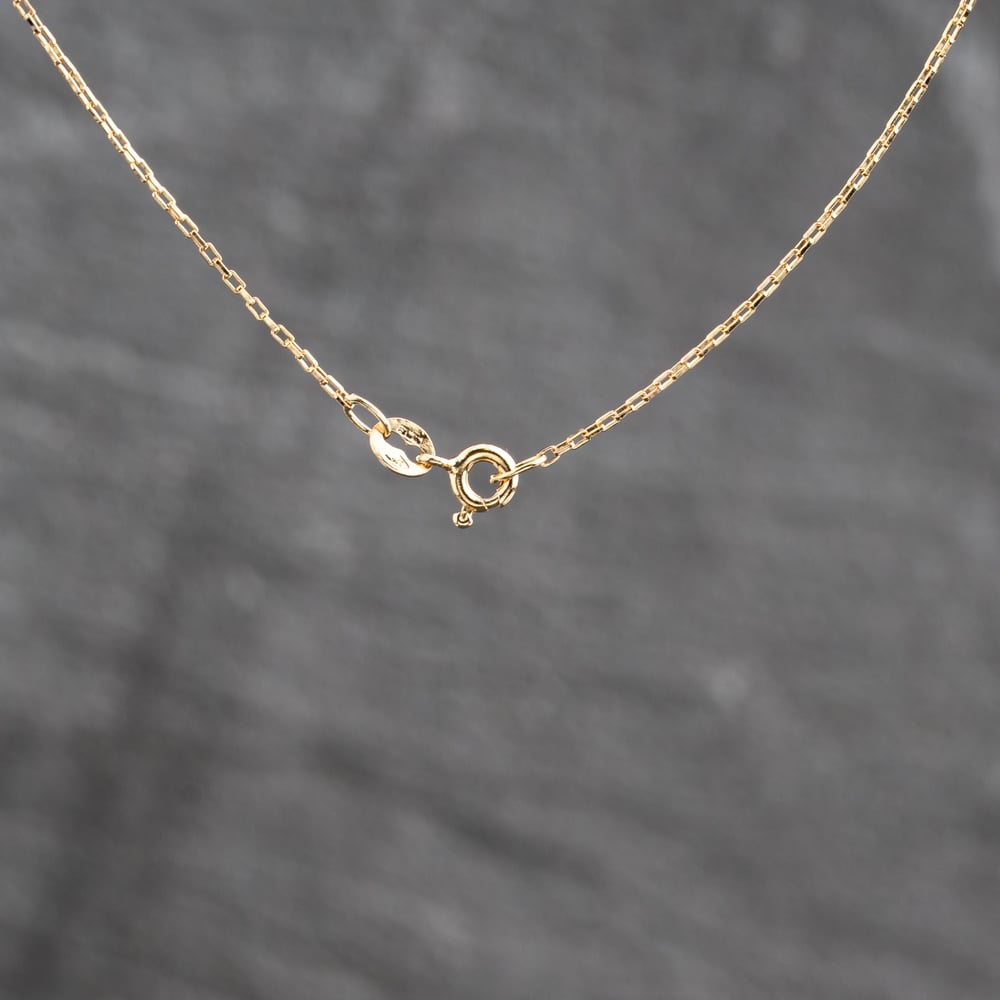 Pre-Owned 9ct Yellow Gold Amethyst & 0.06ct Diamond Three Stone Pendant & 16 Inch Trace Chain 41143672