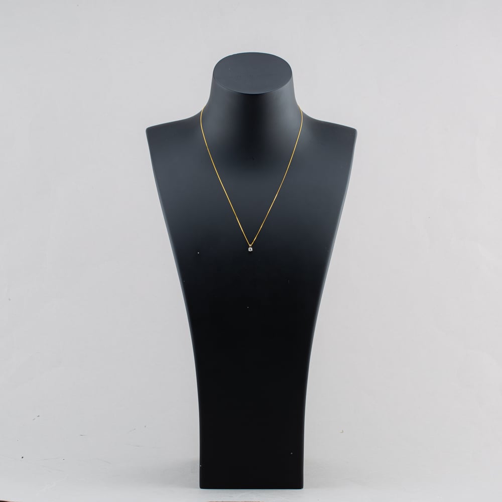 Pre-Owned 9ct Two Colour Gold Diamond Single Stone Pendant & 18 Inch Curb Chain 41143692