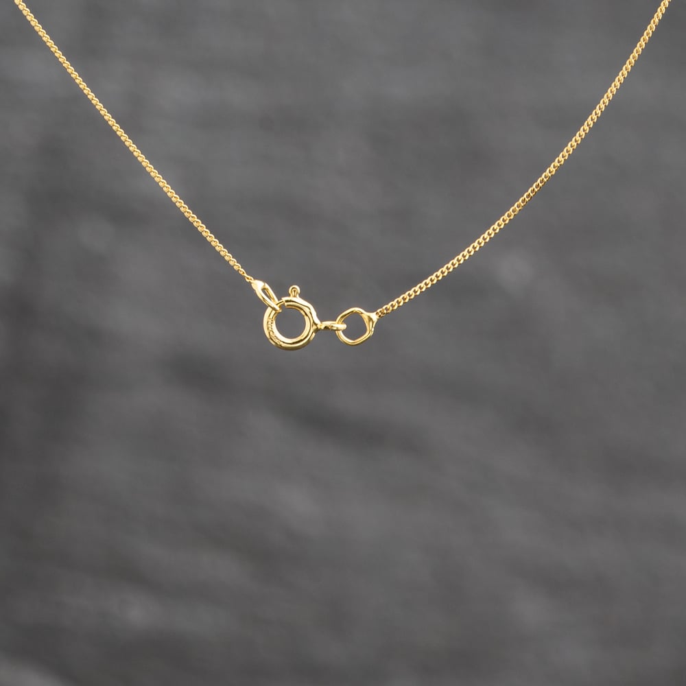 Pre-Owned Yellow Gold Diamond Clover Pendant & 18 Inch Curb Chain 41143702