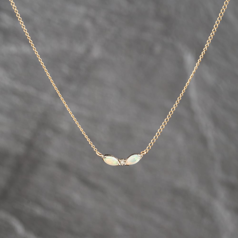 Pre-Owned Two Colour Gold Opal &amp; Diamond Three Stone Pendant &amp; 17 Inch Curb Chain 41143708