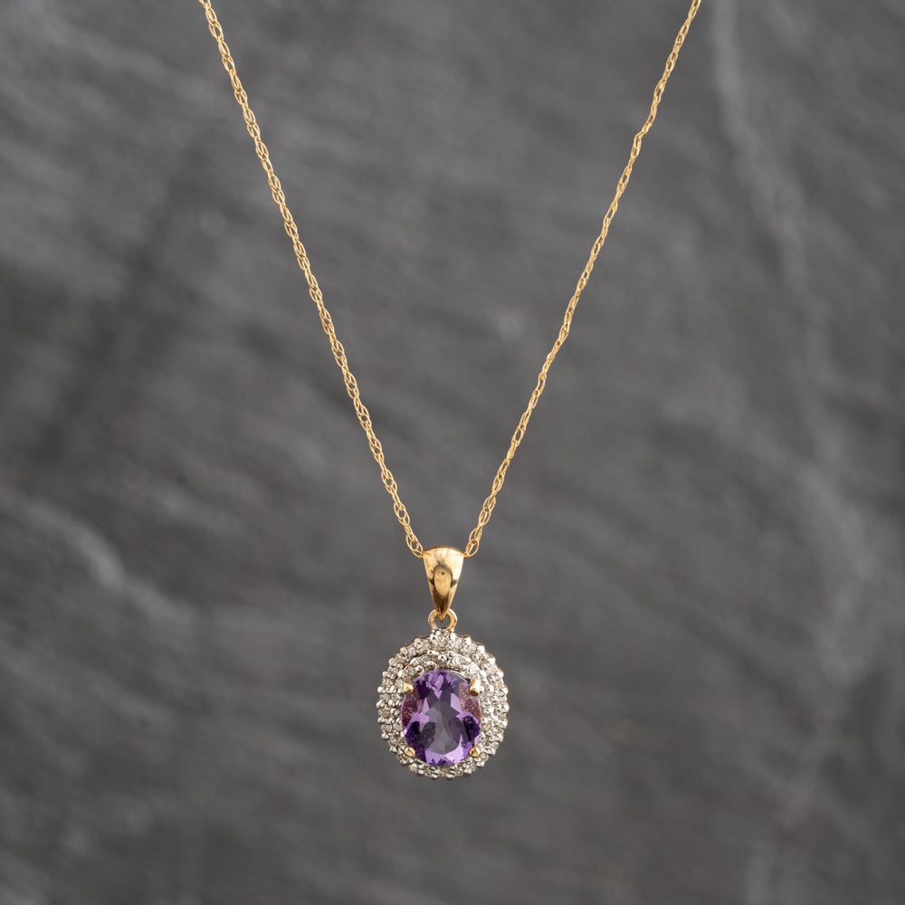 Pre-Owned 9ct Yellow Gold Amethyst &amp; Diamond Oval Pendant &amp; 18 Inch Prince Of Wales Chain 41143711
