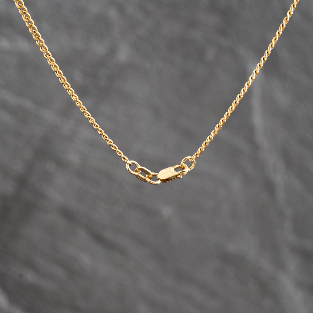 Pre-Owned 9ct Yellow Gold Diamond Single Stone Pendant & 16 Inch Curb Chain 41143714