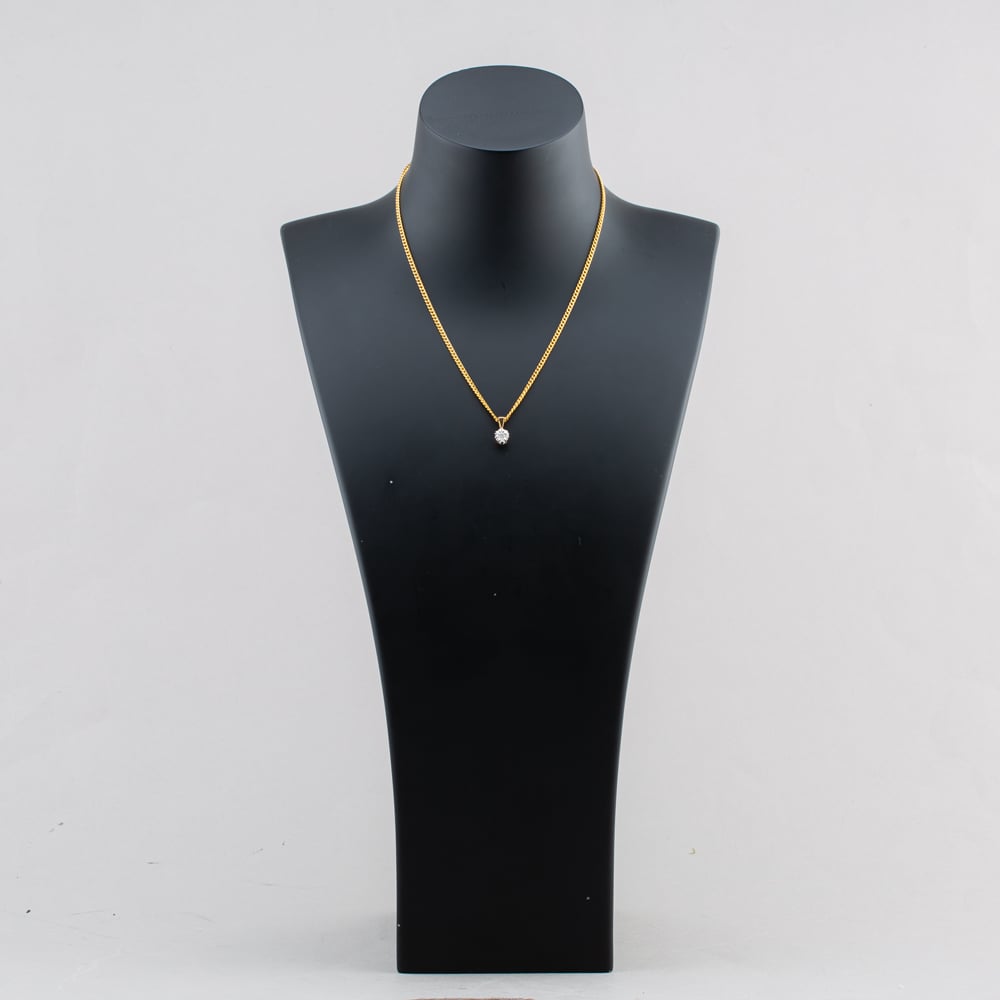 Pre-Owned 9ct Yellow Gold Diamond Single Stone Pendant & 16 Inch Curb Chain 41143714