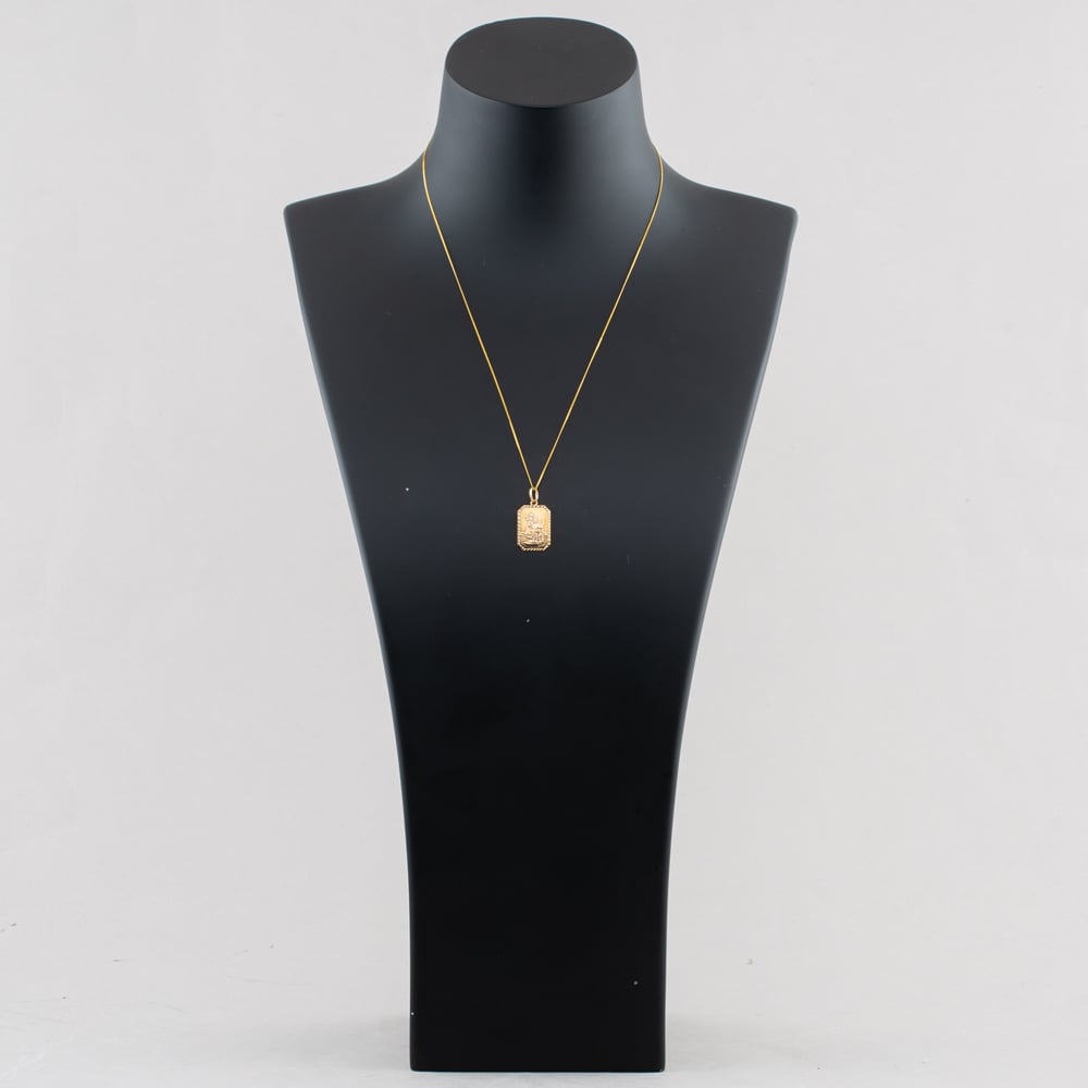 Pre-Owned 9ct Yellow Gold Oblong St Christopher Pendant & 18 Inch Curb Chain 41143724