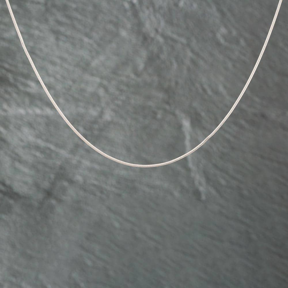 Product photograph of Pre-owned 18ct White Gold 18 Inch Snake Chain 411600380 from The Jewel Hut