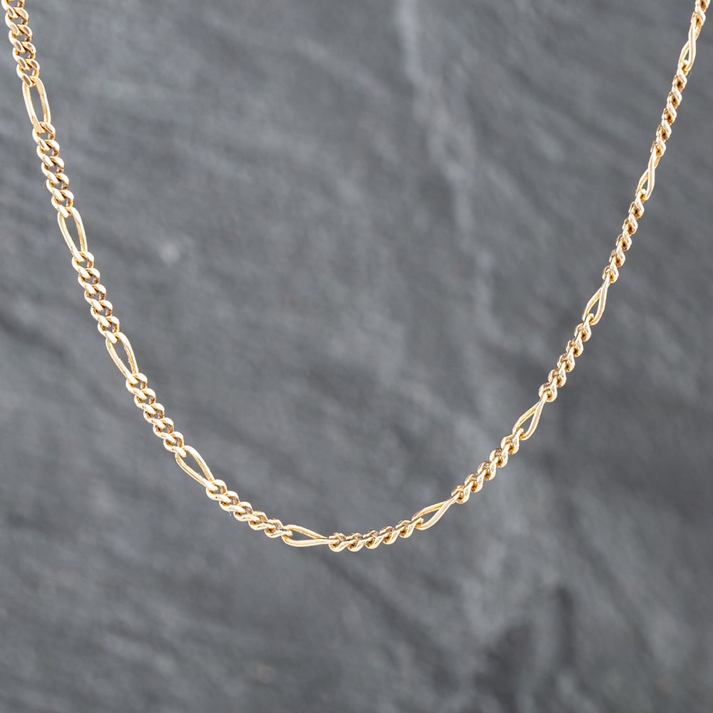 Product photograph of Pre-owned 9ct Yellow Gold 18 Inch Figaro Chain 41161639 from The Jewel Hut