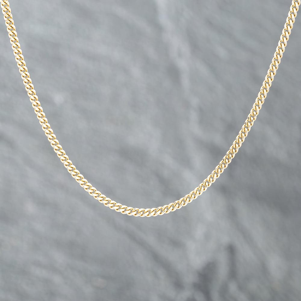 Product photograph of Pre-owned 9ct Yellow Gold 28 Inch Curb Chain 41161646 from The Jewel Hut