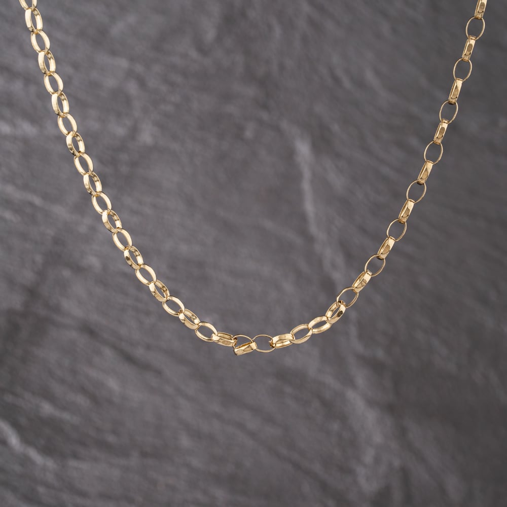 Pre-Owned 9ct Yellow Gold Oval Diamond Cut 18 Inch Belcher Chain 41162297