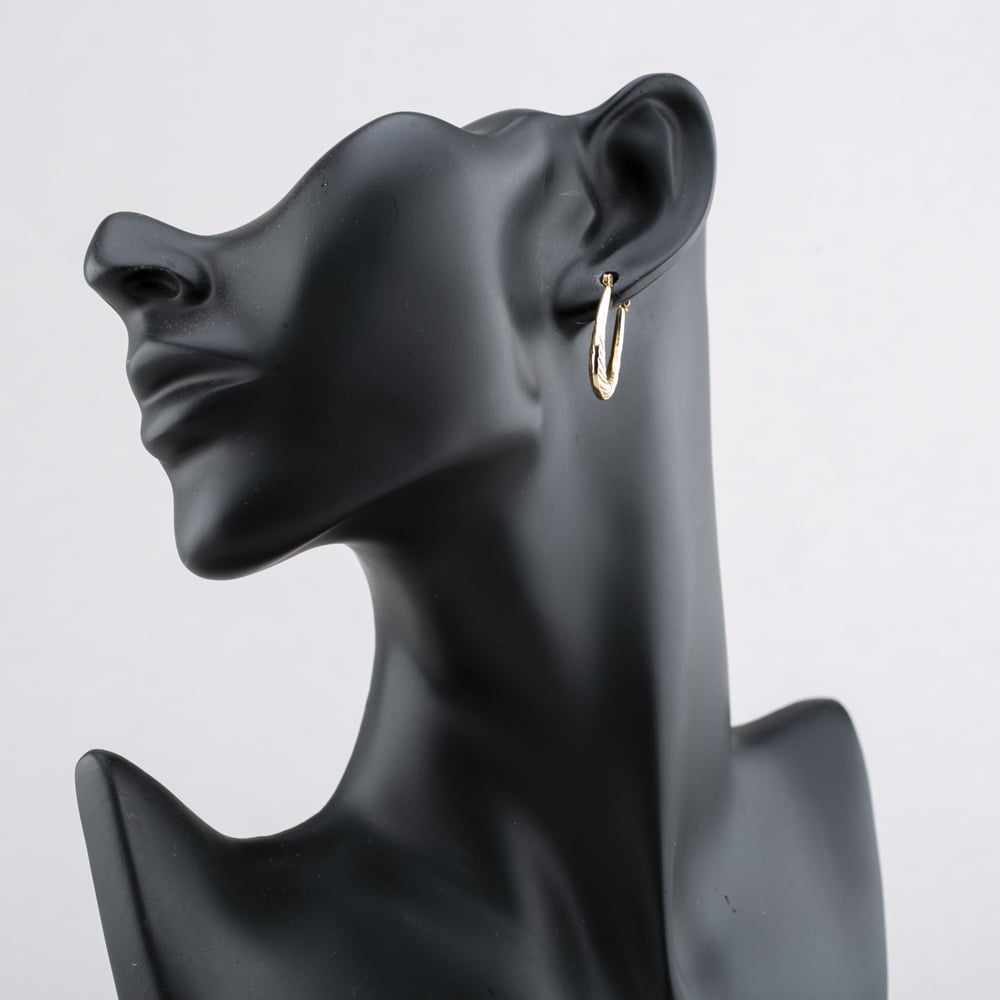 Pre-Owned Yellow Gold 22.5mm Oval Pattern Creole Earrings 41173018