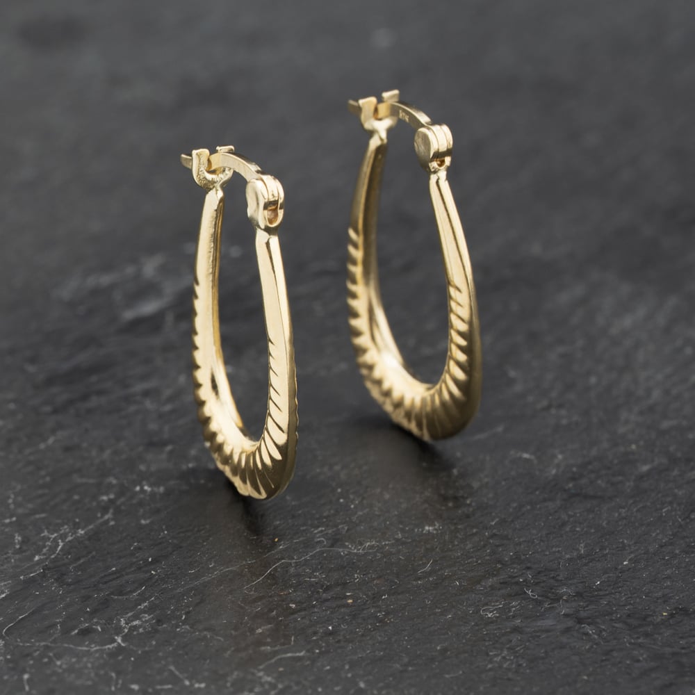 Click to view product details and reviews for Pre Owned Yellow Gold 21mm Small Patterned Creole Earrings 41173260.