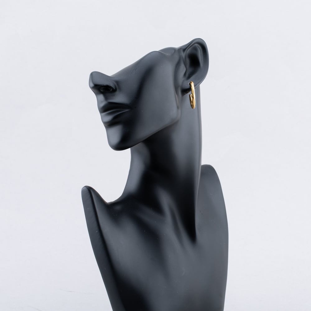 Pre-Owned Yellow Gold 26mm Twisted Patterned Hoop Earrings 41173641