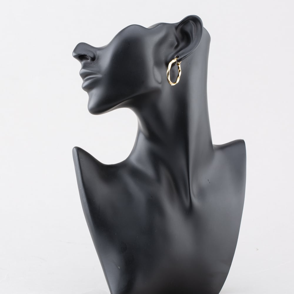 Pre-Owned Yellow Gold 27.7mm Twist Hoop Earrings 41173964