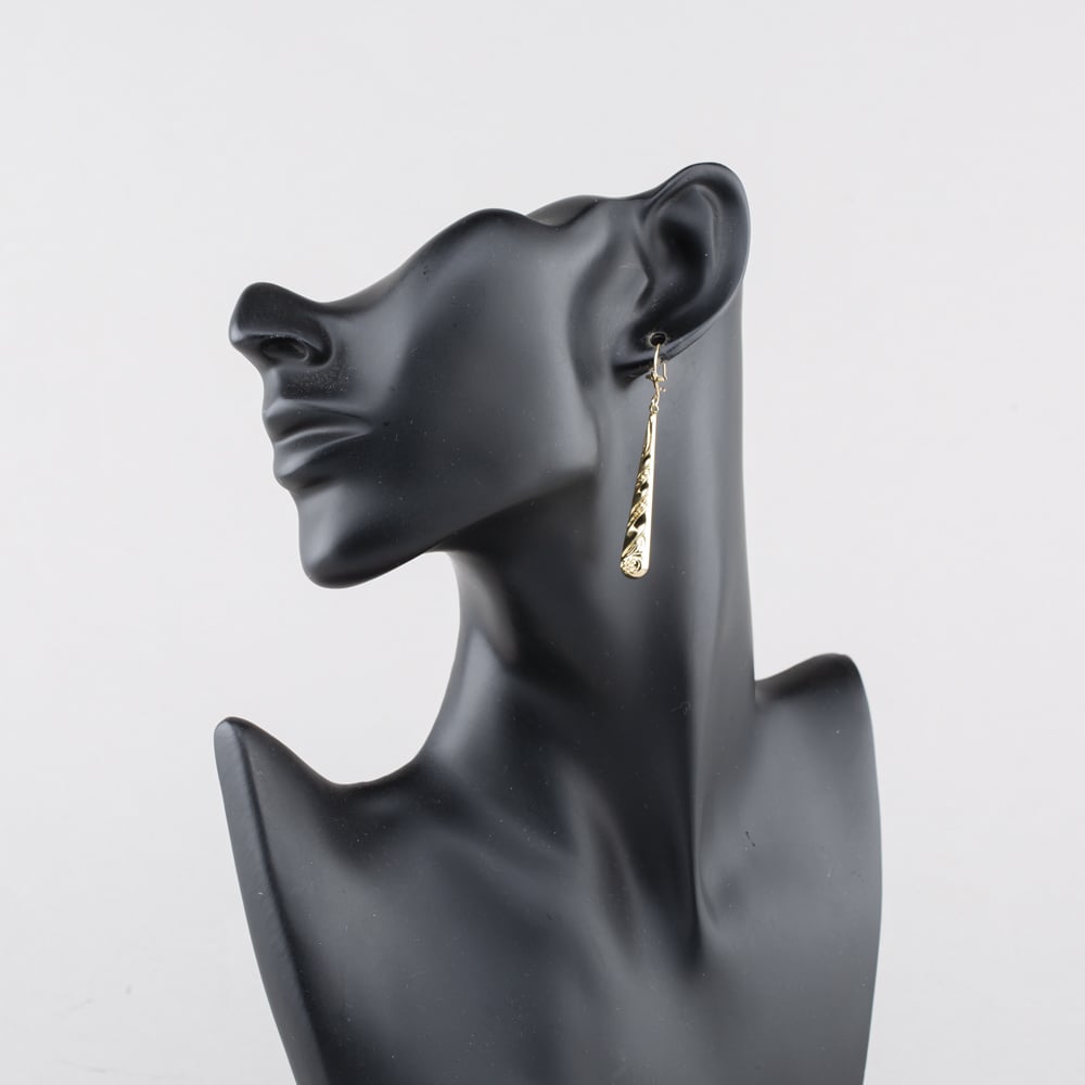 Pre-Owned Yellow Gold 52mm Tear Drop Patterned Dropper Earrings 41174499