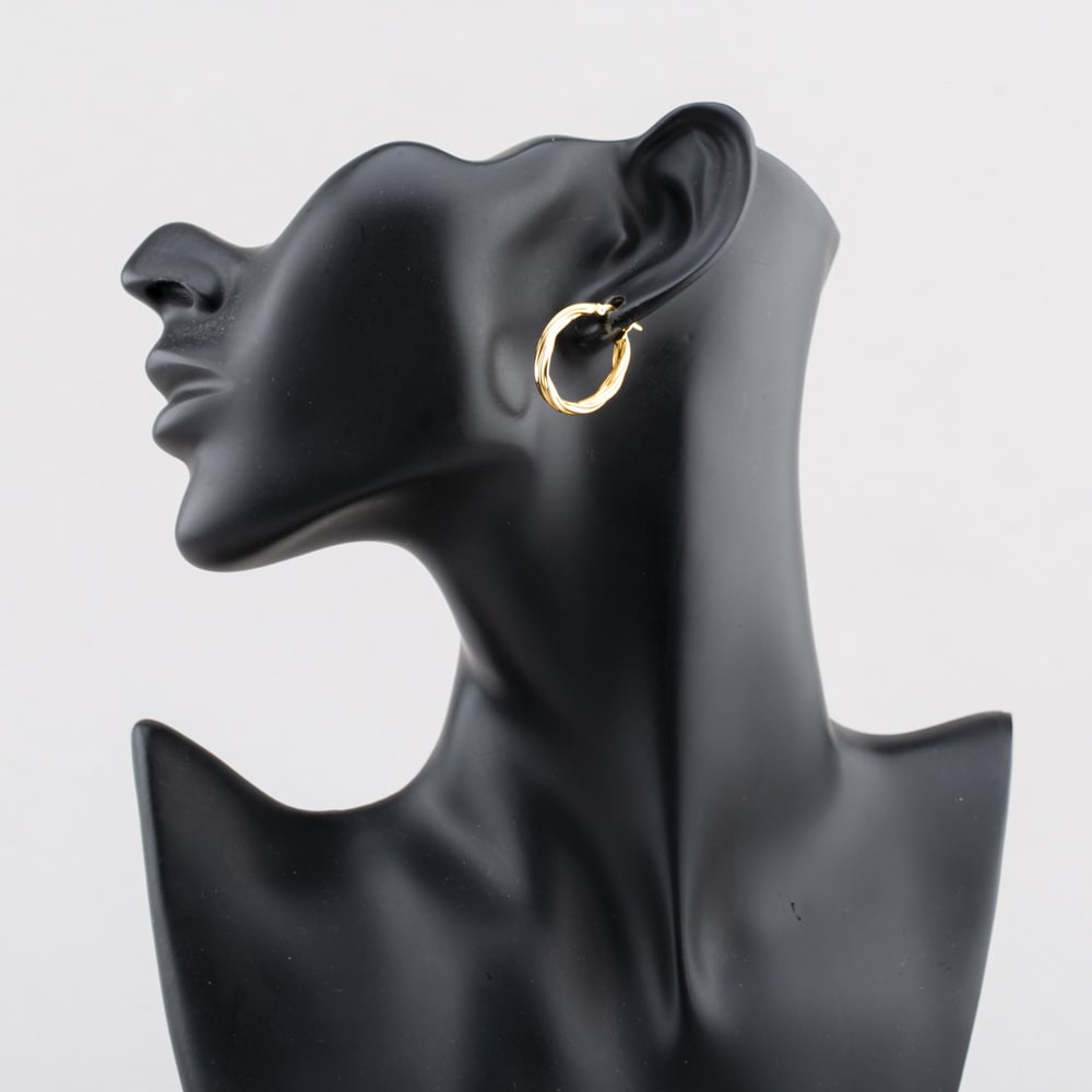 Pre-Owned 9ct Yellow Gold 25mm Oval Twist Creole Earrings 41174533