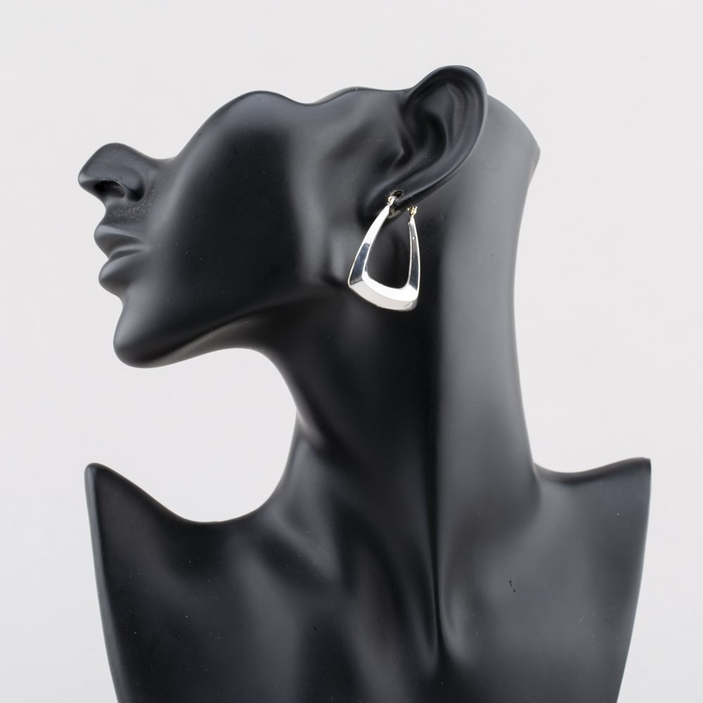 Pre-Owned 9ct White Gold 32mm Large Plain Oblong Hoop Earrings 41174549