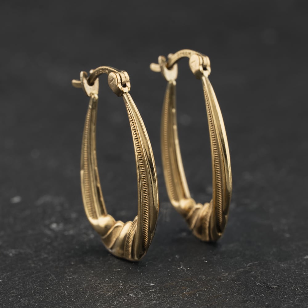 Pre-Owned Yellow Gold 23mm Patterned Creole Earrings 41174571