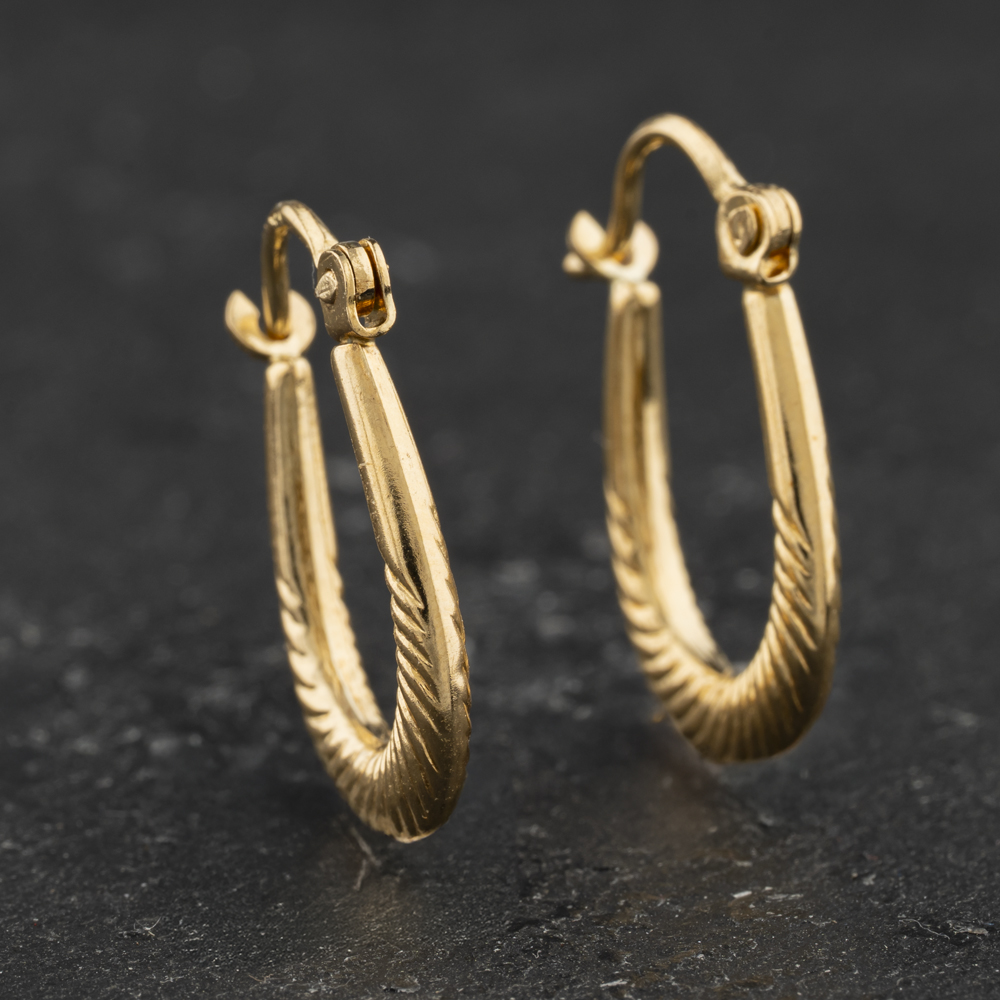 Pre-Owned Yellow Gold Oval Patterned Creole Earrings 41174638