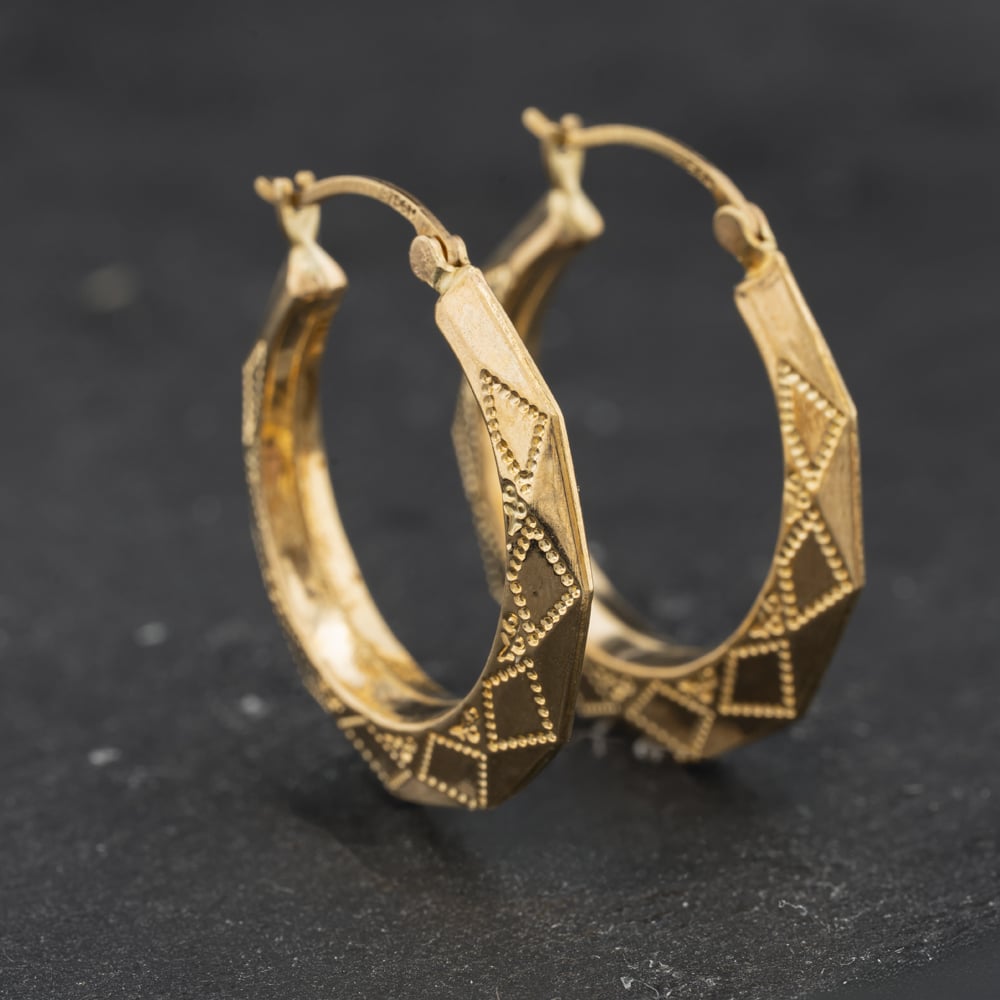Pre-Owned Yellow Gold 27mm Patterned Creole Earrings 41174688