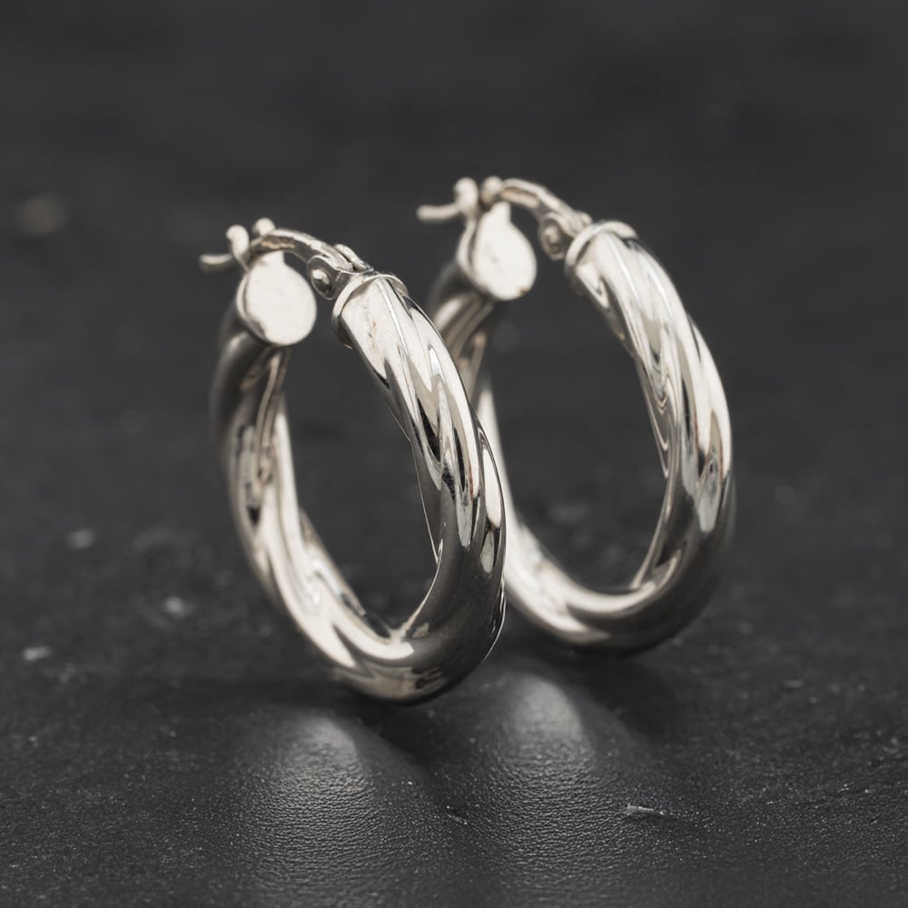 Pre-Owned 9ct White Gold 21.5mm Twist Hoop Earrings 41174690