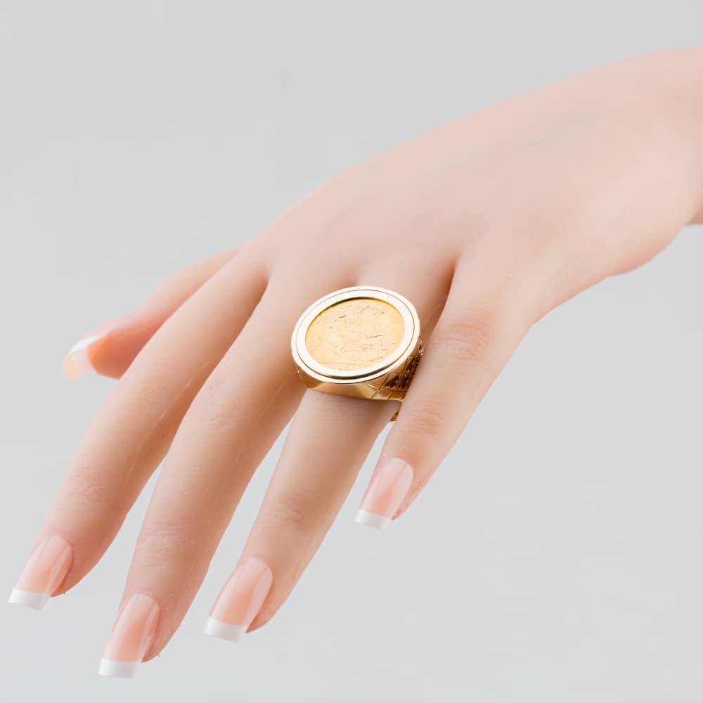 Pre-Owned 9ct Yellow Gold 1968 Full Sovereign Coin Ring 41201125BND