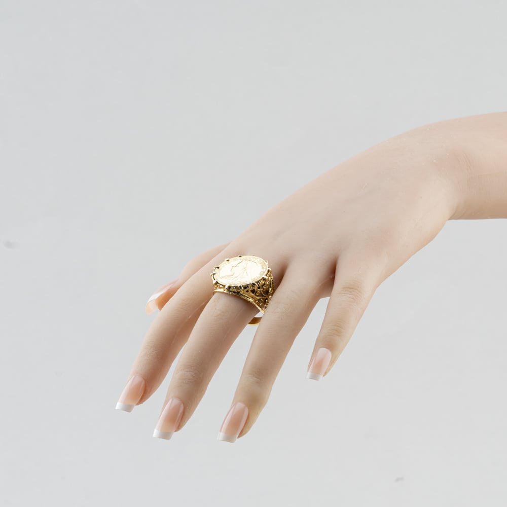 Pre-Owned Vintage Yellow Gold Queen Victoria 1896 Full Sovereign Coin Ring 41201304