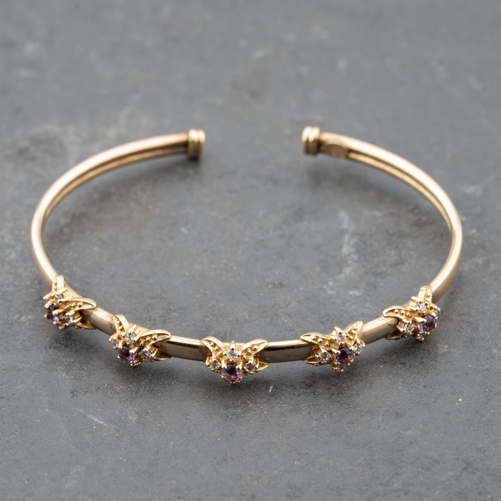 Pre-Owned 9ct Yellow Gold Amethyst & Cubic Zirconia Flowers Of Love Standard Torque Bangle 41211364