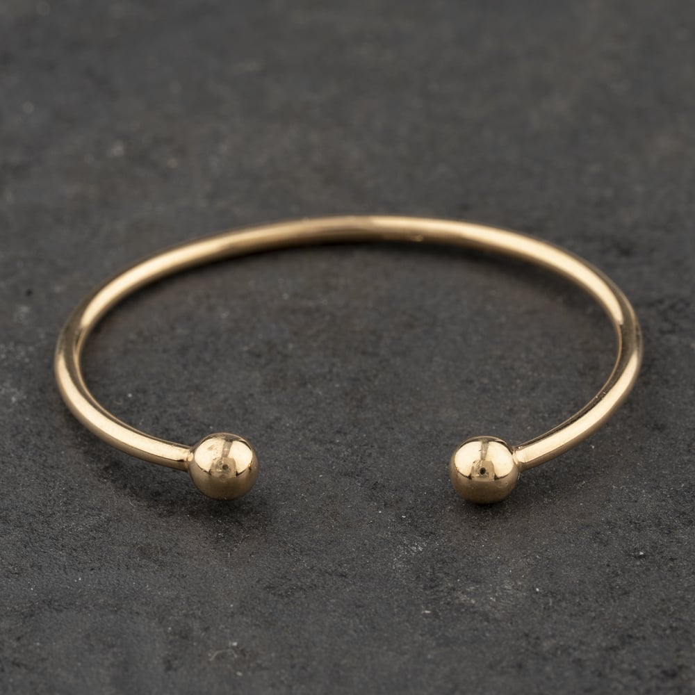 Pre-Owned 9ct Yellow Gold Plain Small Torque Bangle 41211457