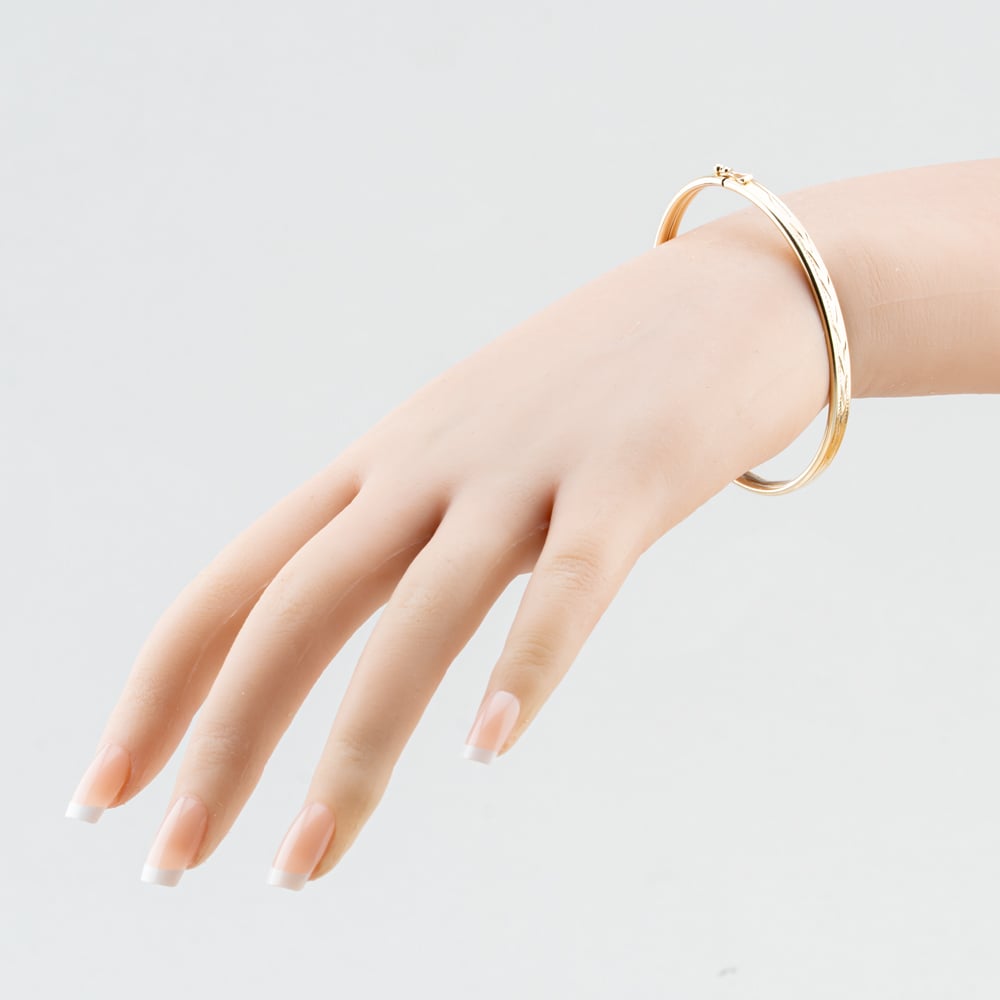 Pre-Owned 9ct Yellow Gold Patterned Simple Bangle 41211472