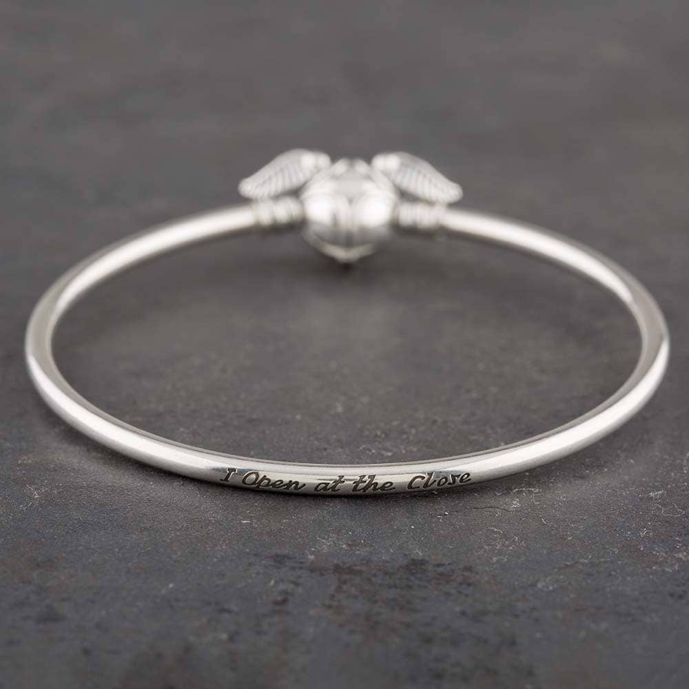 Pre-Owned Pandora Sterling Silver Moments Harry Potter Snitch 19cm Engraved Bangle 41221028