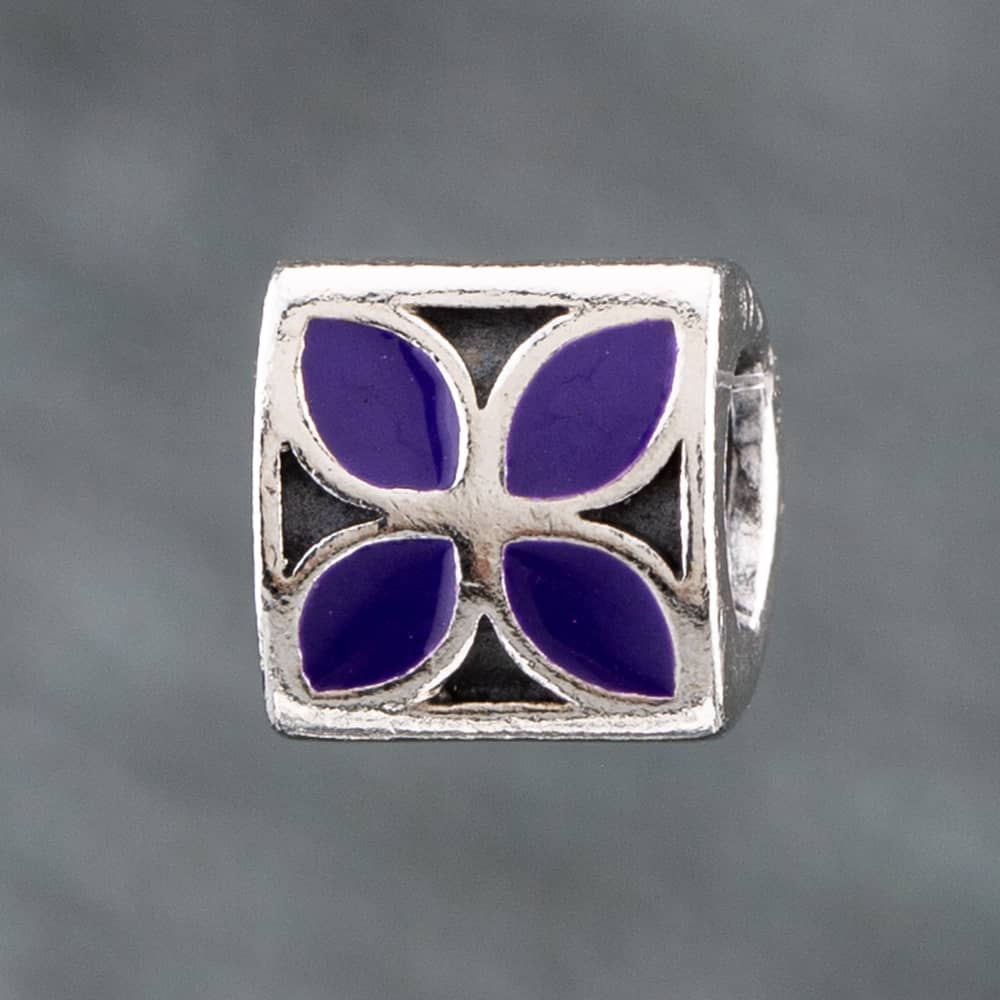 Product photograph of Pre-owned Pandora Silver Enamel Flower Charm 41221283 from The Jewel Hut