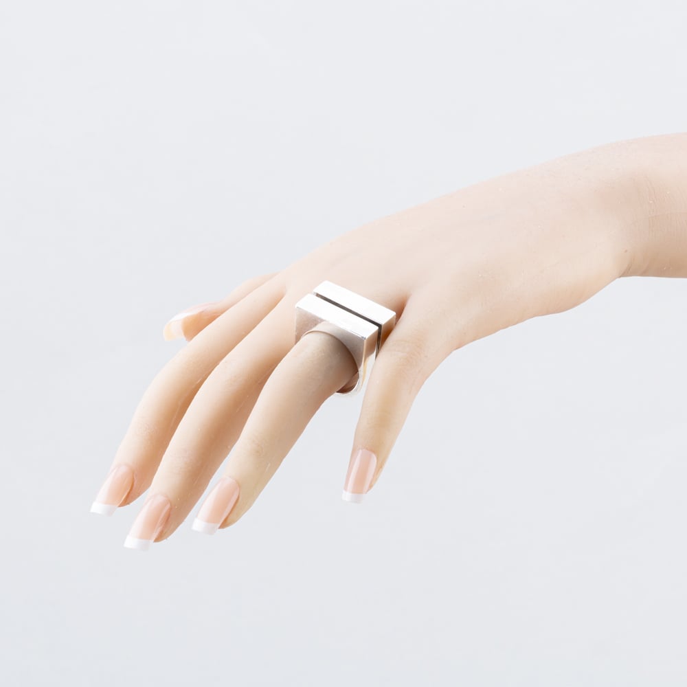 Pre-Owned Silver Authentic Gucci Fashion Ring 41251611