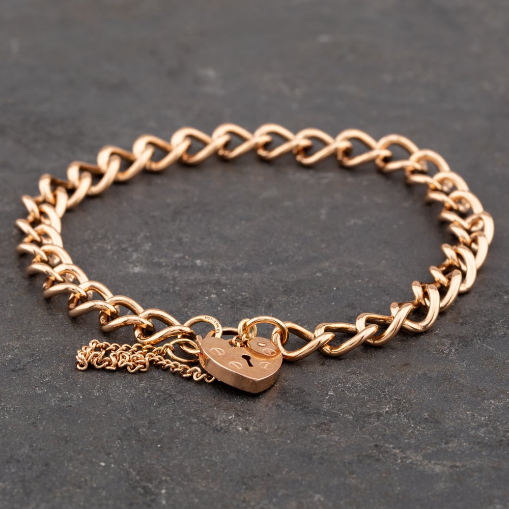 Product photograph of Pre-owned 9ct Rose Gold With Padlock Clasp 7 25 Inch Curb Chain Bracelet 41281354 from The Jewel Hut