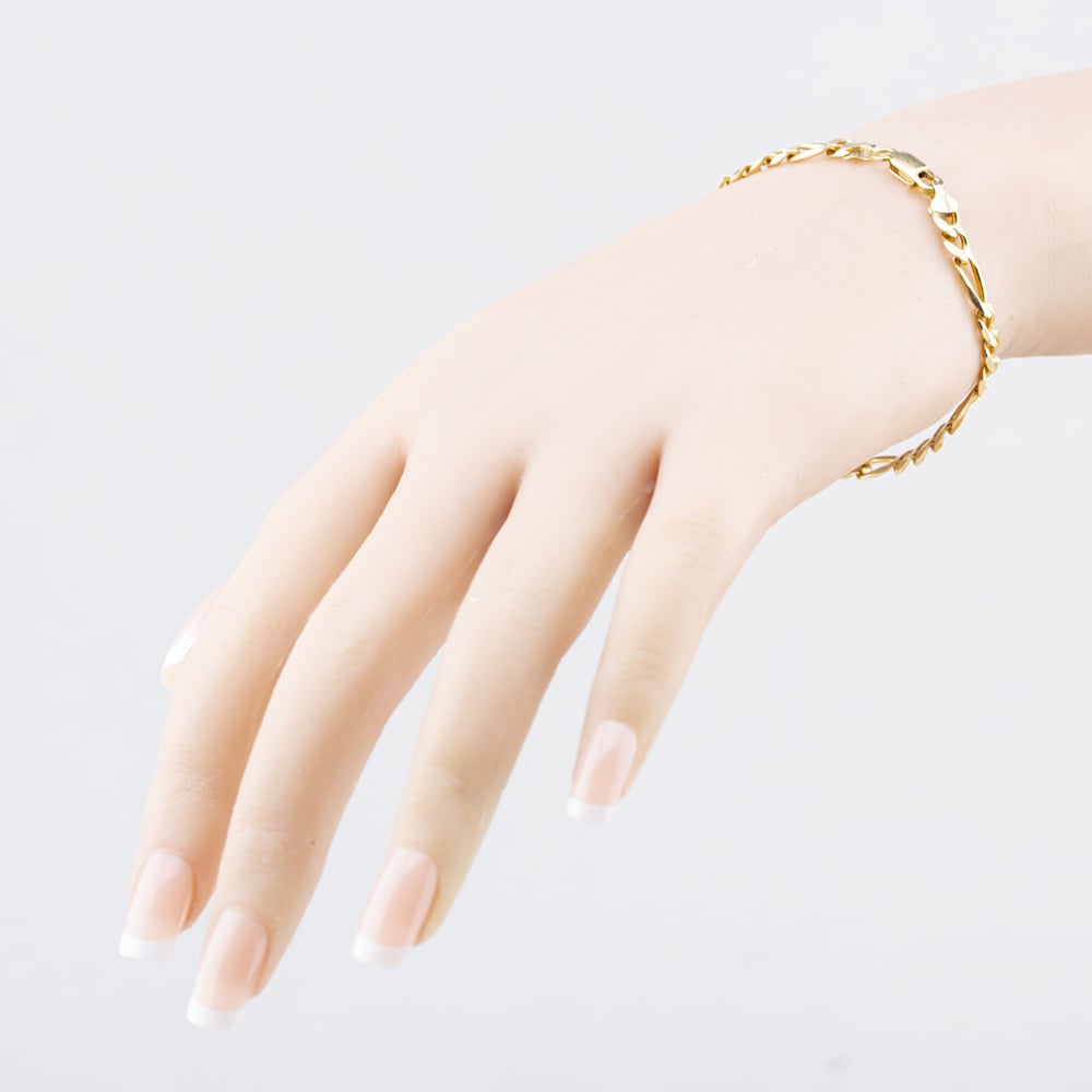 Pre-Owned 9ct Yellow Gold 7 Inch Figaro Chain Bracelet 41281894
