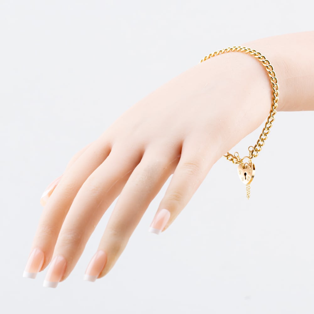 Pre-Owned 9ct Yellow Gold 7 Inch Curb Chain Bracelet 41282022
