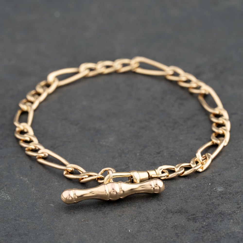 Pre-Owned 9ct Yellow Gold 7.25 Inch Figaro T-Bar Bracelet 41282028