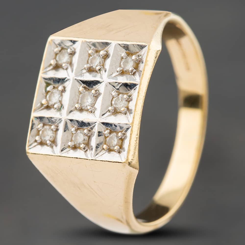Pre-Owned 9ct Yellow Gold Brilliant Cut Diamond Nine Stone Signet