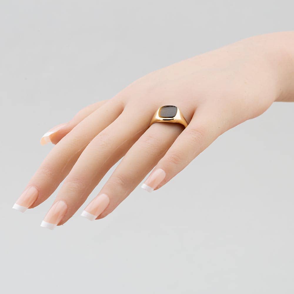 Pre-Owned 9ct Yellow Gold Tigers Eye Oblong Signet Ring 41341139