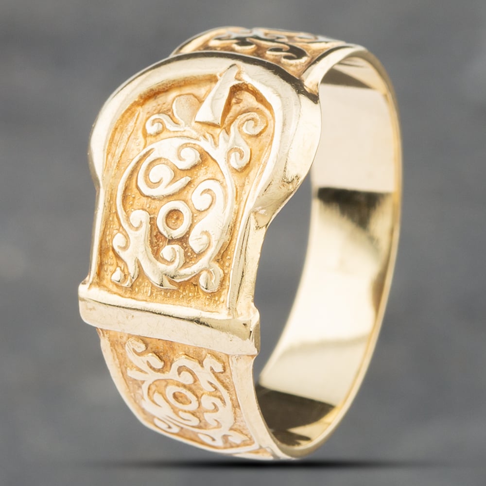 Pre-Owned 9ct Yellow Gold Engraved Buckle Ring 41341466