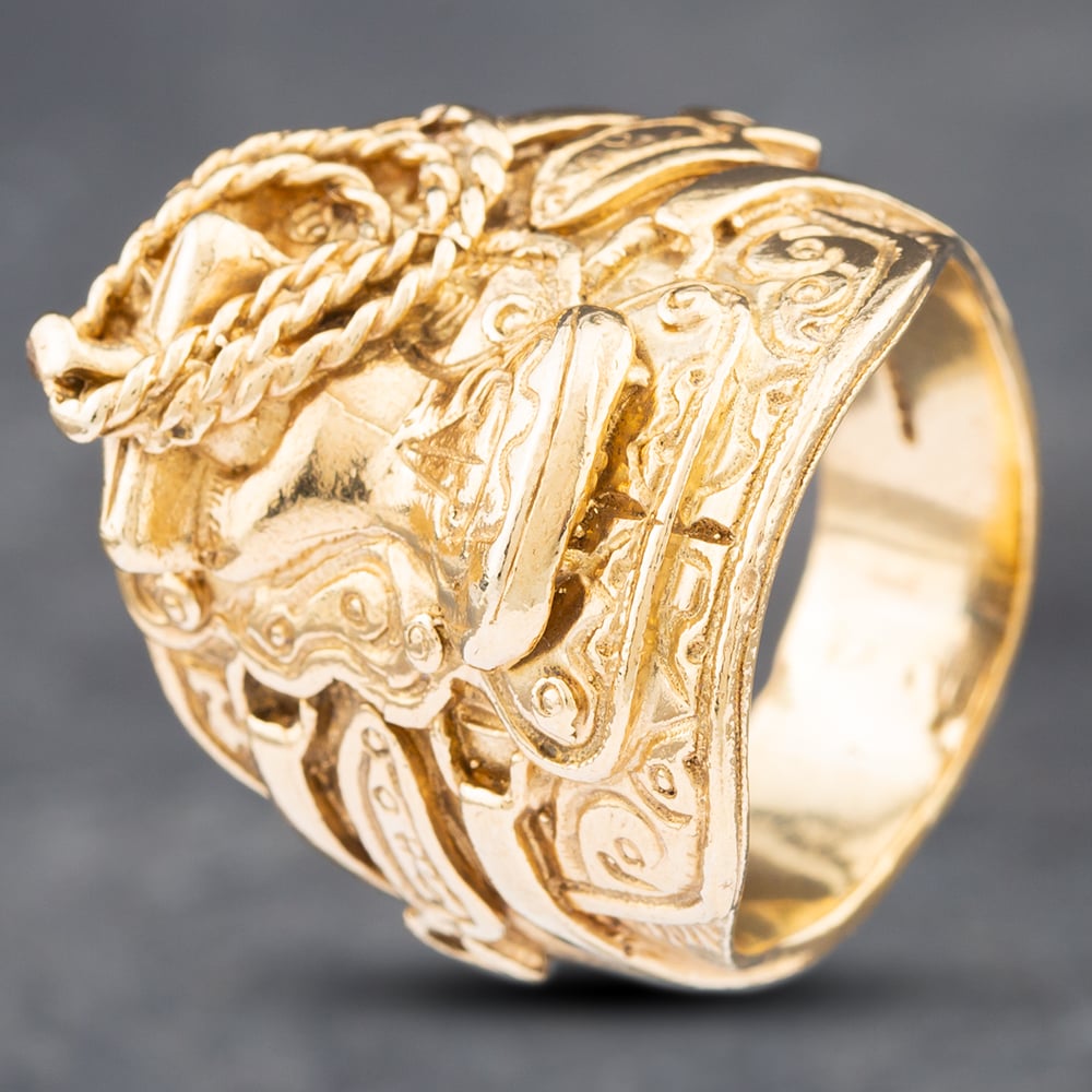 Product photograph of Pre-owned 9ct Yellow Gold Heavy Saddle Ring 41341620 from The Jewel Hut