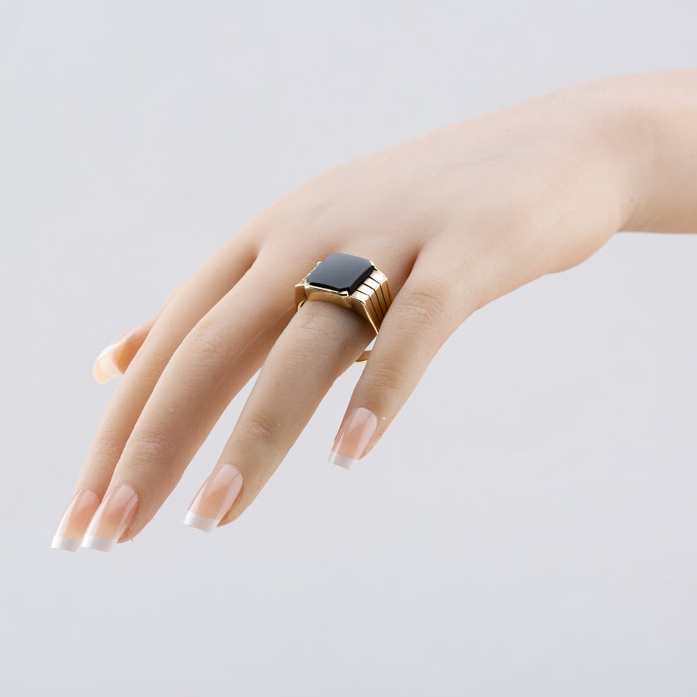 Pre-Owned 9ct Yellow Gold Onyx Large Oblong Signet Ring 41341886