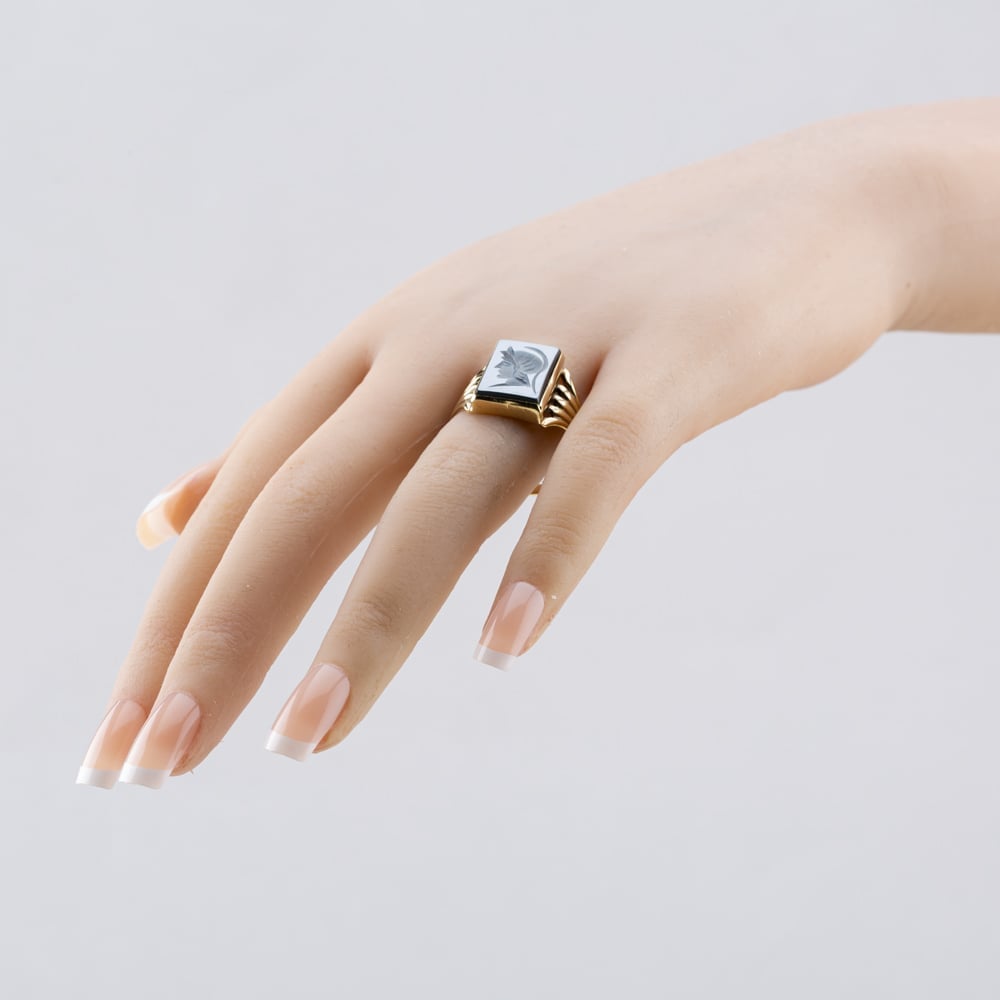 Pre-Owned Vintage 9ct Yellow Gold Hematite Rectangle Signet Ring 41341890