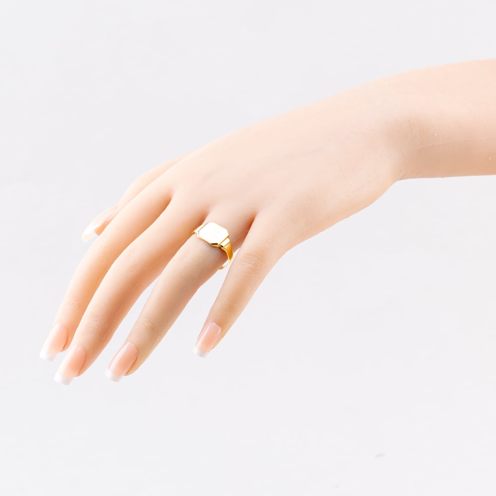 Pre-Owned Vintage 18ct Yellow Gold Square Signet Ring 41342124