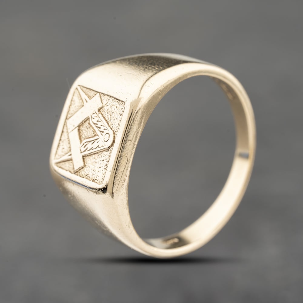 Pre-Owned 9ct Yellow Gold Masonic Signet Ring 41342366