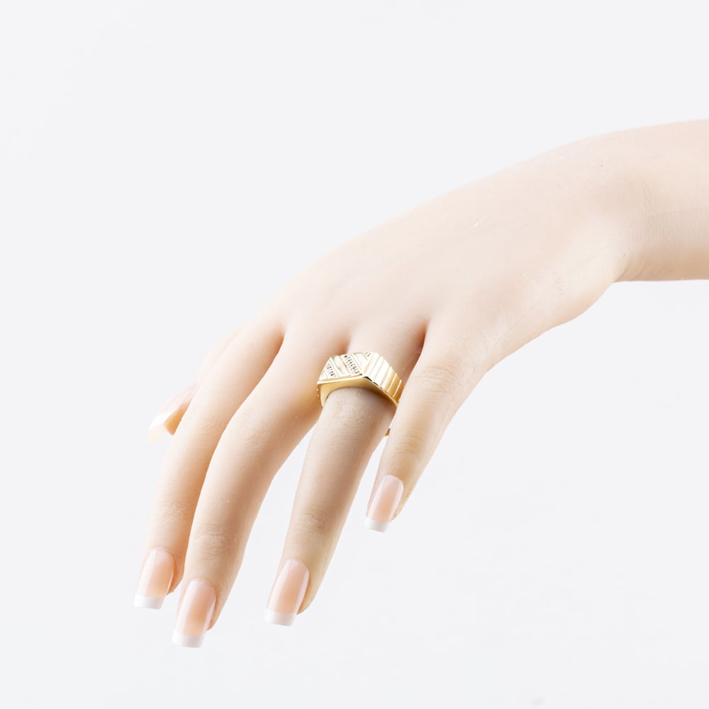 Pre-Owned 9ct Yellow Gold Sapphire Oblong Striped Signet Ring 41342447