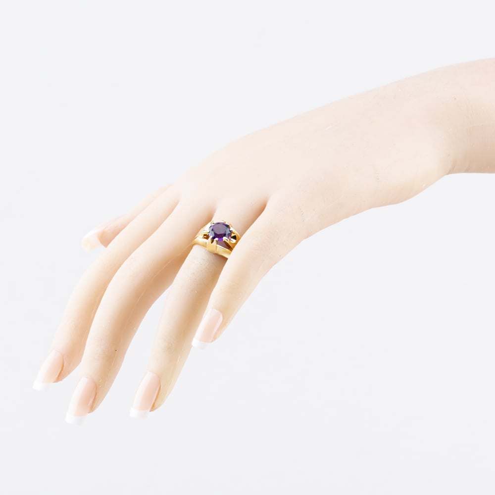 Pre-Owned 9ct Yellow Gold Amethyst Signet Ring 41342494