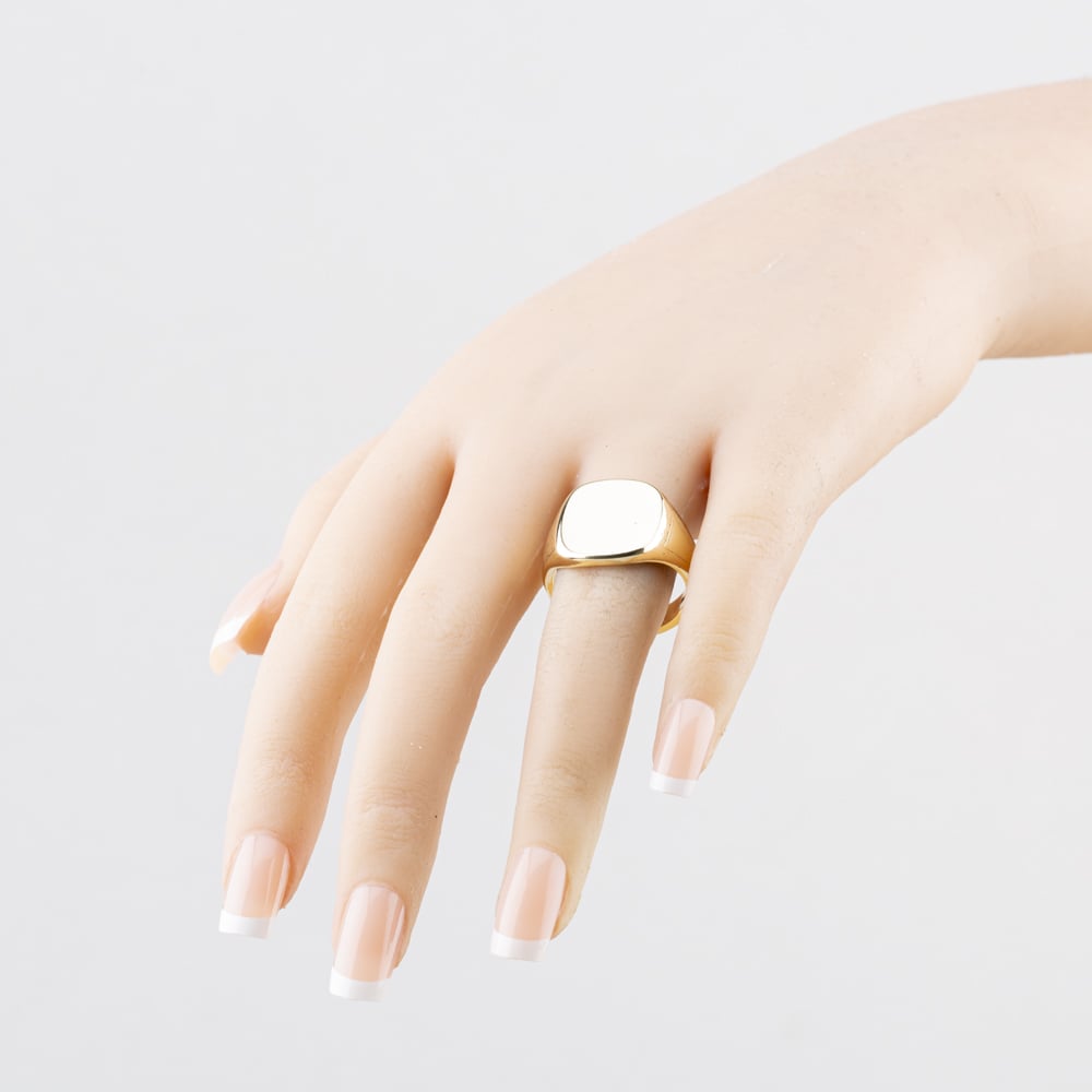 Pre-Owned 9ct Yellow Gold Plain Oblong Signet Ring 41342499