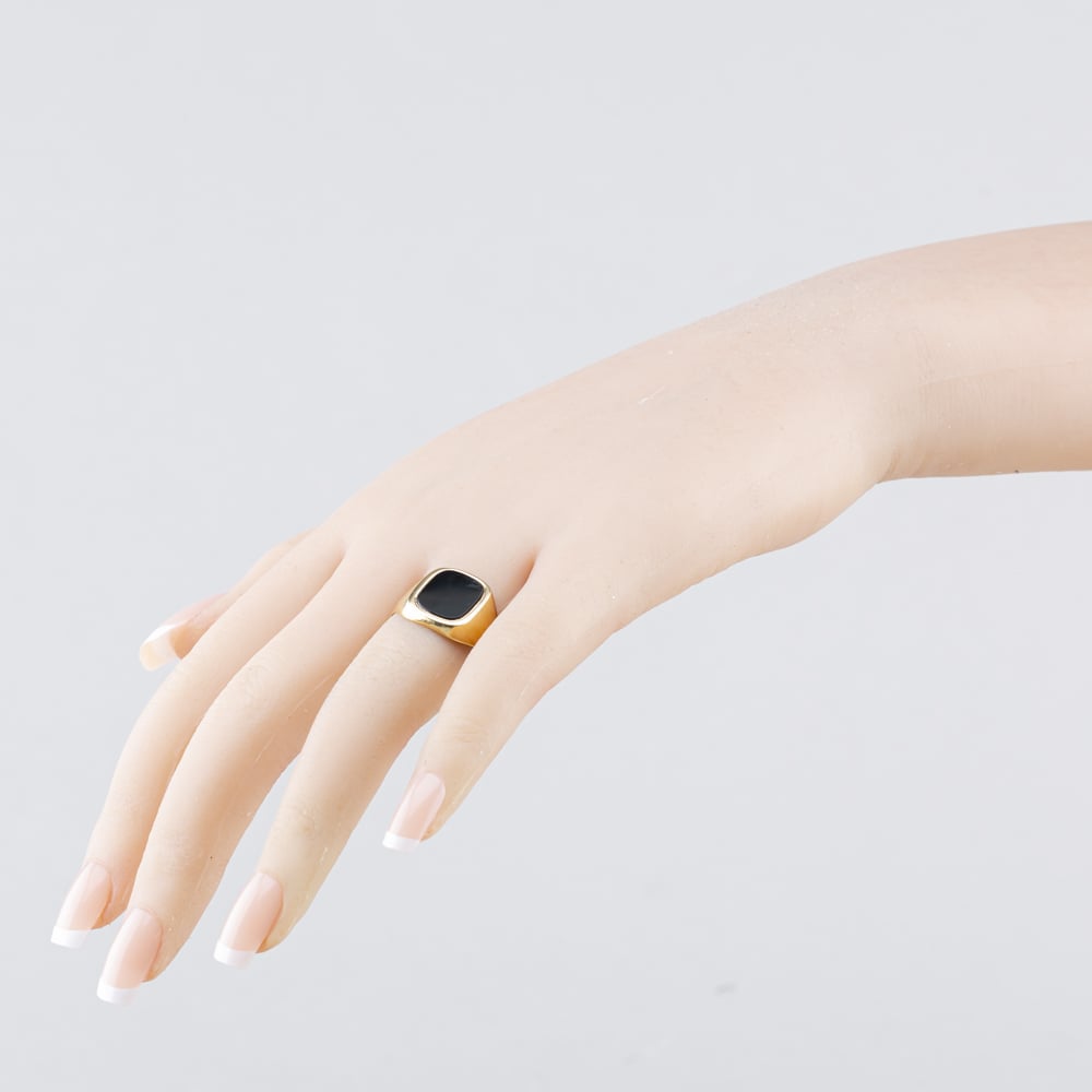Pre-Owned 9ct Yellow Gold Onyx Oblong Signet Ring 41342540