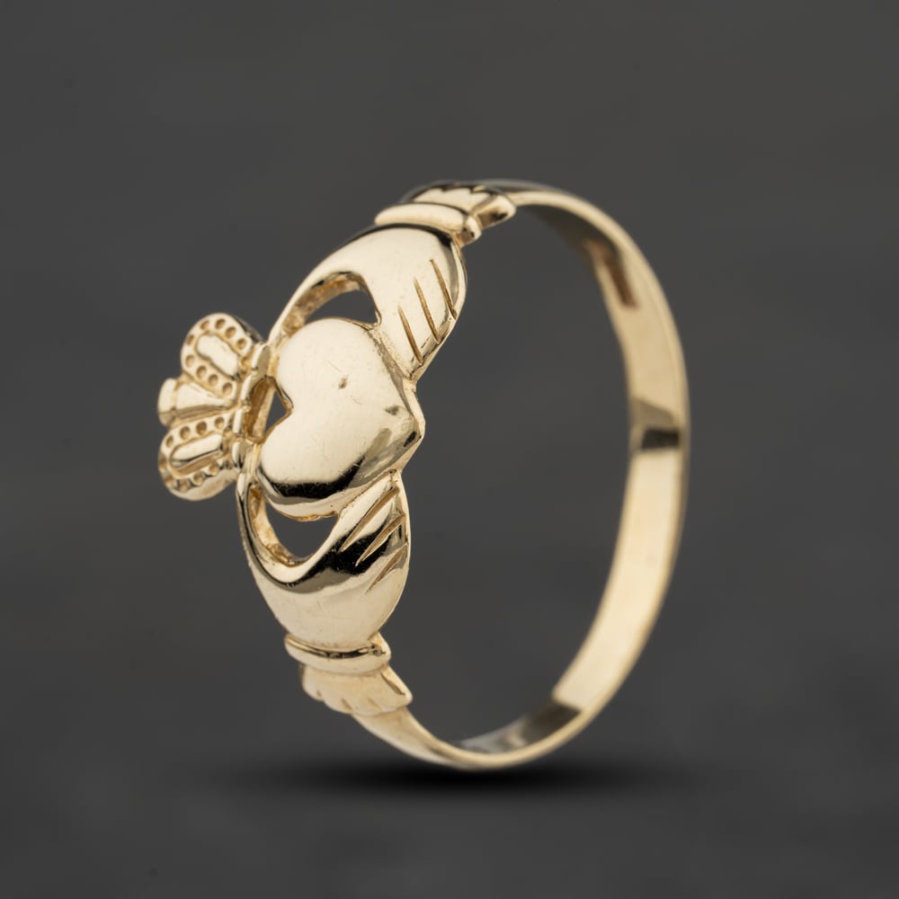 Pre-Owned 9ct Yellow Gold Claddagh Ring 41342575